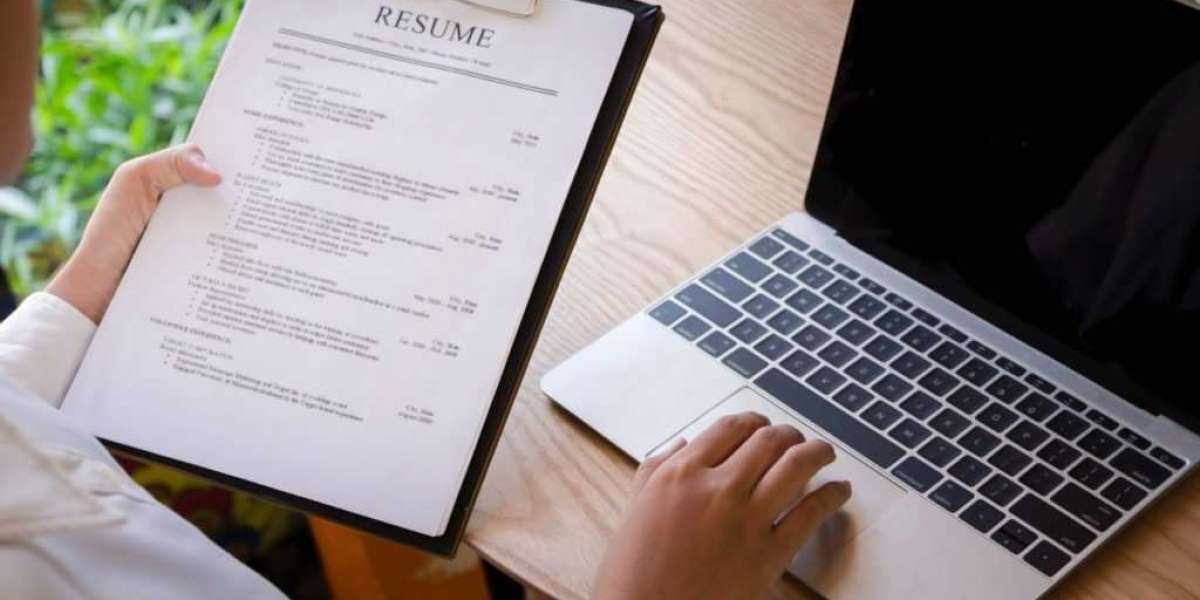 What Are The Best Tips For Writing a Professional Resume?