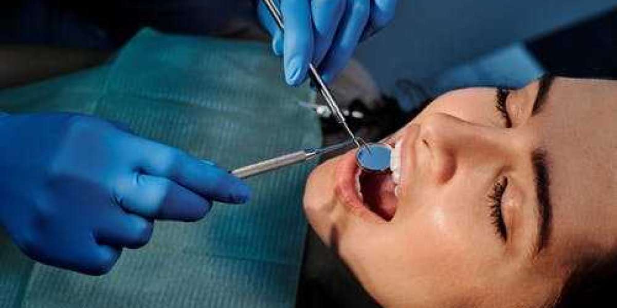 Should You Get Dentures or Dental Implants?