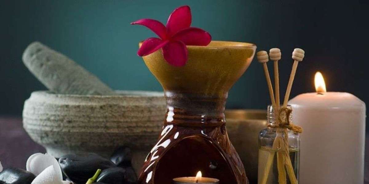 Perfume Candles vs. Traditional Candles: Which is Better?