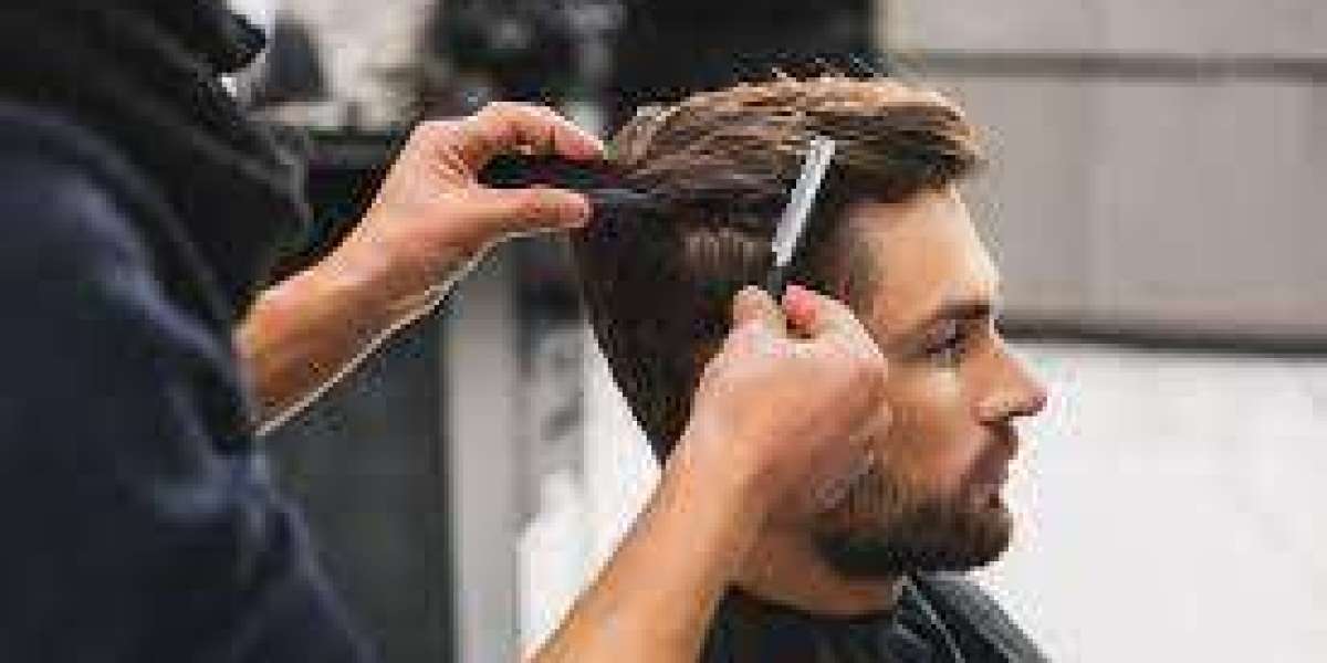 Features of high and tight hairstyles