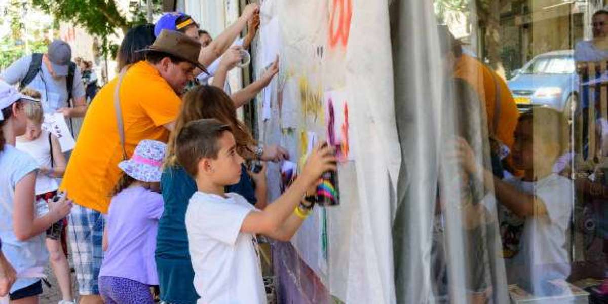Unleash Your Creativity: Join Our Immersive Street Art Workshop Experience
