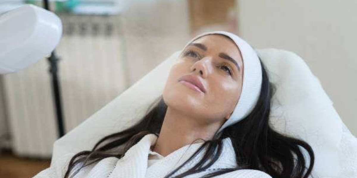 Unveiling the Beauty Secret: Hydrafacial Treatment in Dubai