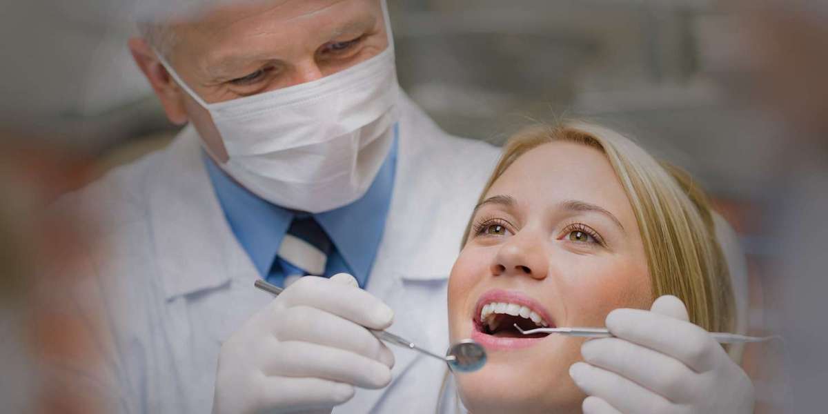 Why Choose Dentures from a Professional Denture Clinic