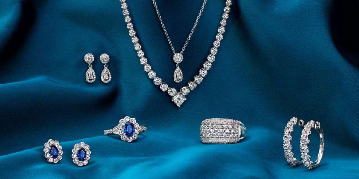 Timeless Elegance: Discover Our Luxury Diamond Jewelry