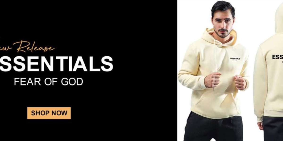 The Timeless Appeal of Essentials Clothing: A Focus on Essentials T-Shirts and Shorts