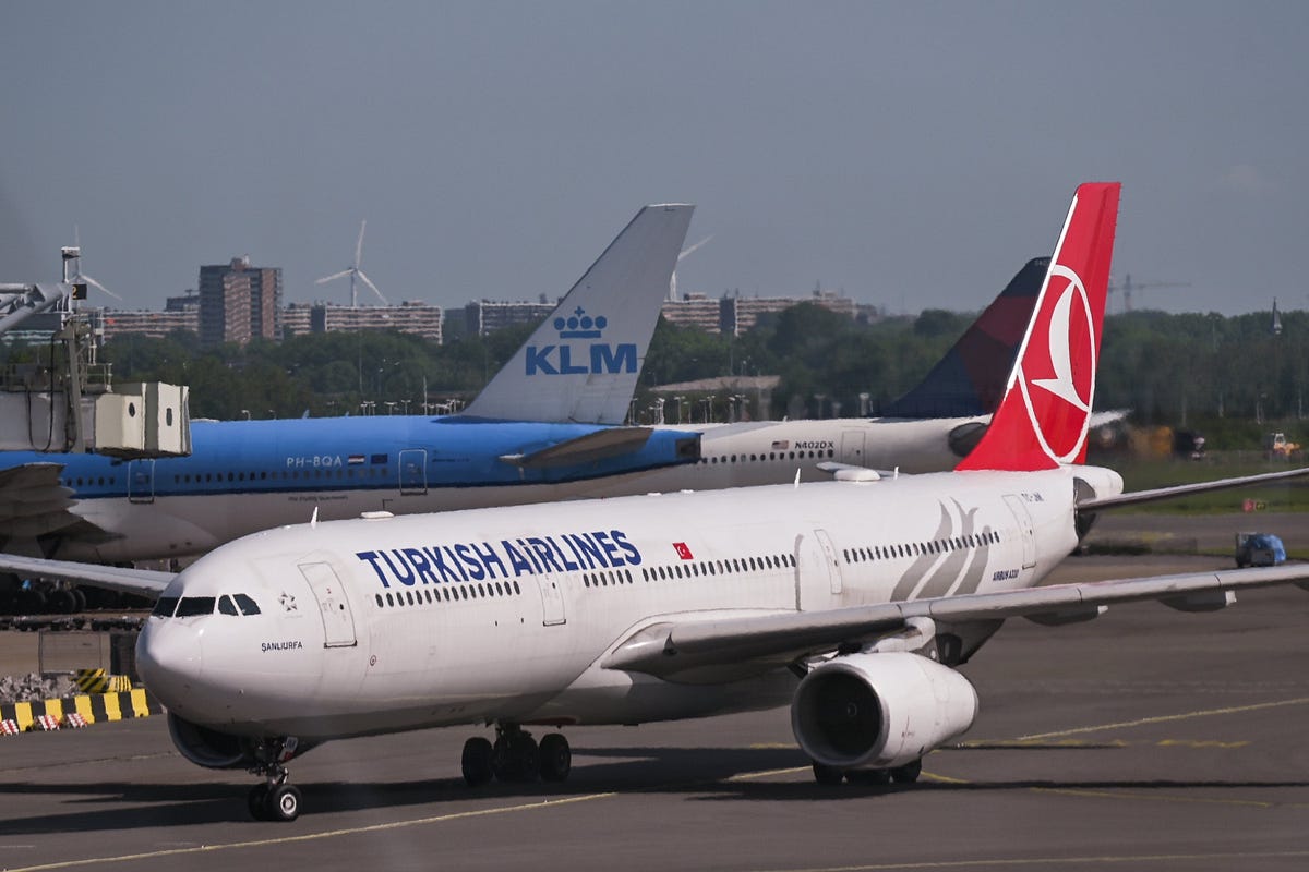 How do I talk to a live person at Turkish Airlines ? | by Cavalon Clachas | Apr, 2024 | Medium