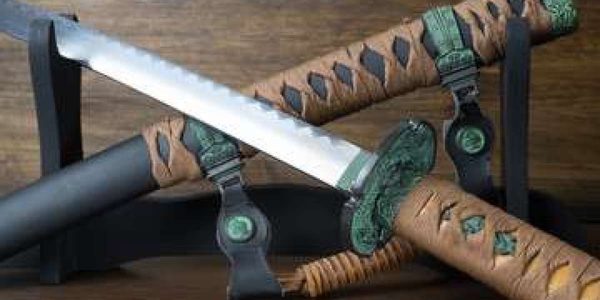 Tomioka Giyu : Faites l'expérience de la précision et de la beauté d'un véritable sabre japonais