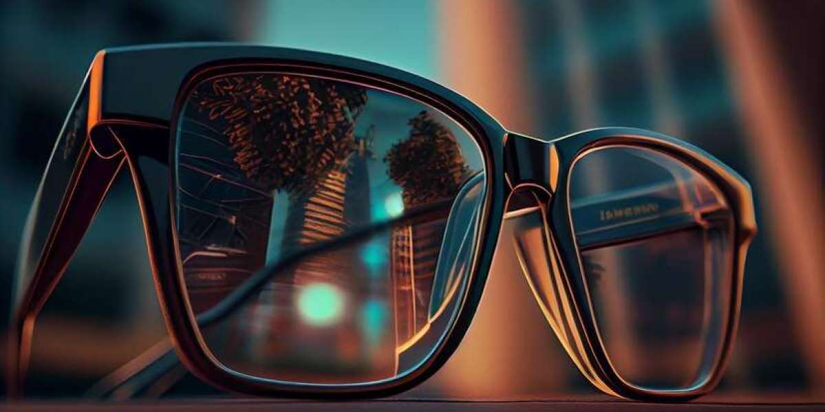Crystal Clear: How New Eyeglass Lens Materials Are Changing the Game