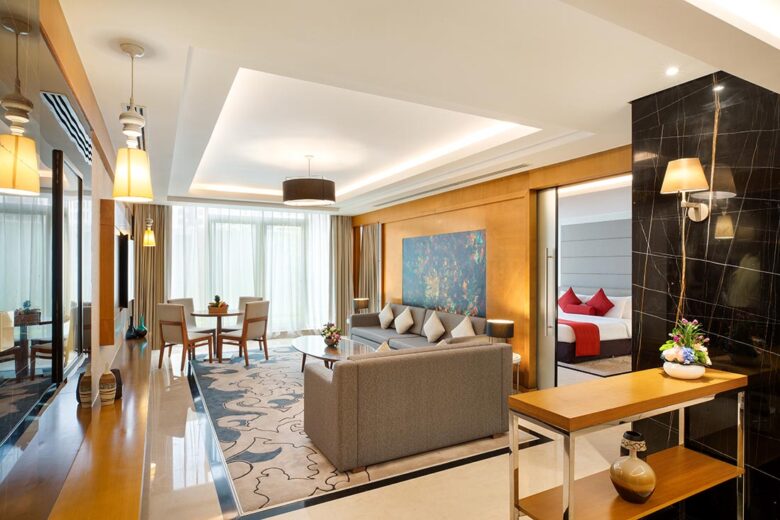 Hotels Close to Dubai International Airport | Hotel Near to Airport