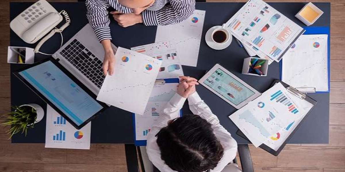 Essential Strategies for Smoother Social Media Management in 2025